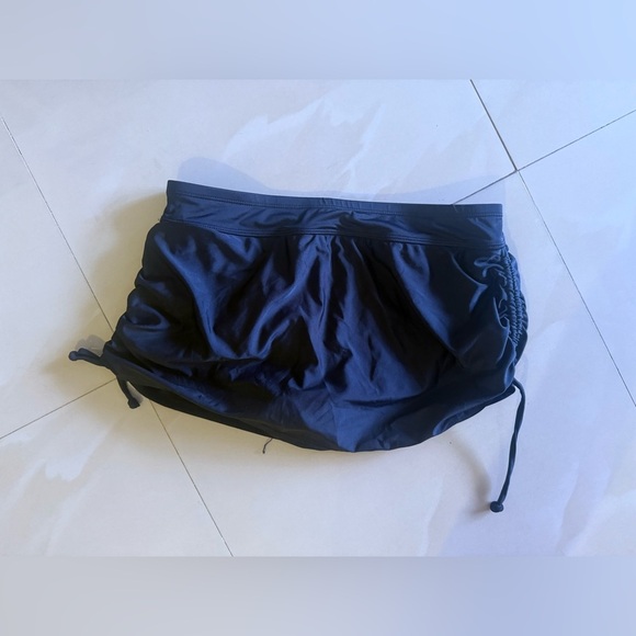 Free Country Bikini Bottoms Skirt Ruched Black  Beach Size M 8/10 Elastic Waist - Picture 5 of 16